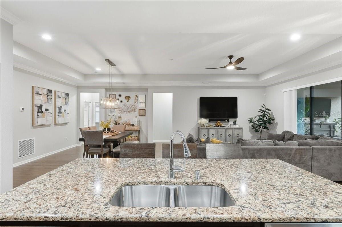 Image 15 of 70 For 1740 Via Lago Drive