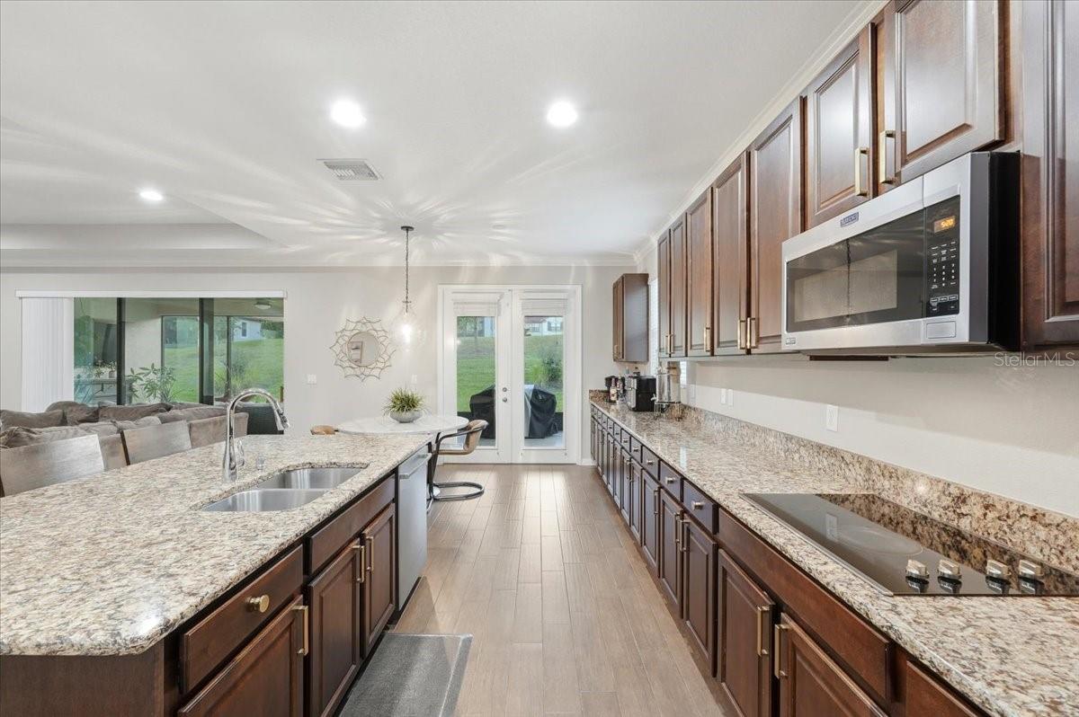 Image 16 of 70 For 1740 Via Lago Drive