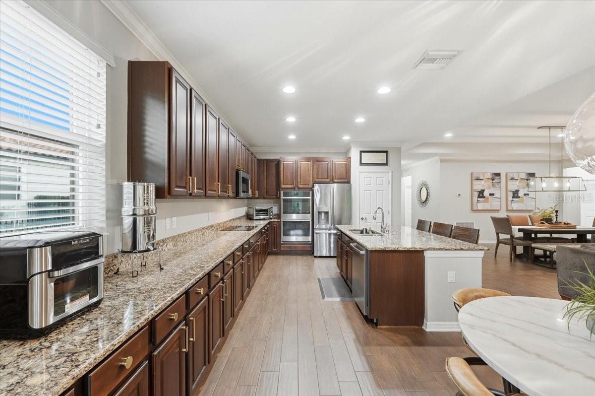 Image 18 of 70 For 1740 Via Lago Drive