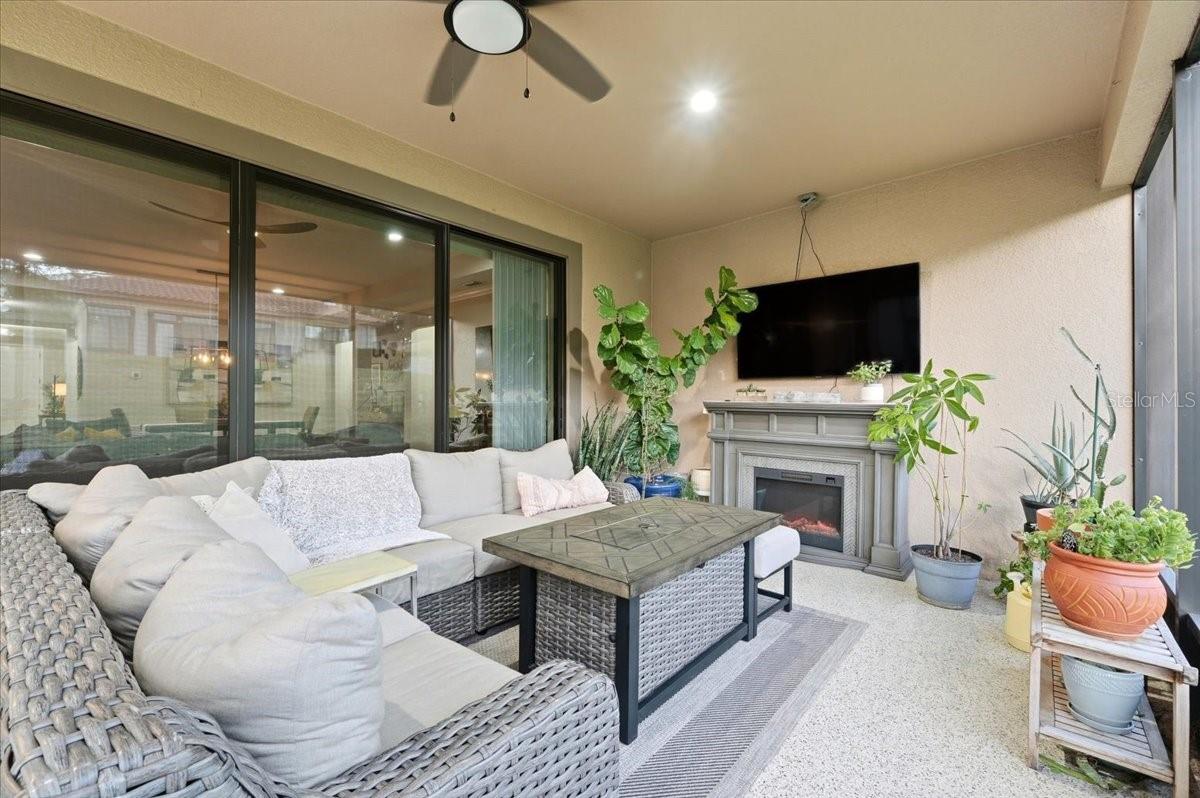 Image 40 of 70 For 1740 Via Lago Drive