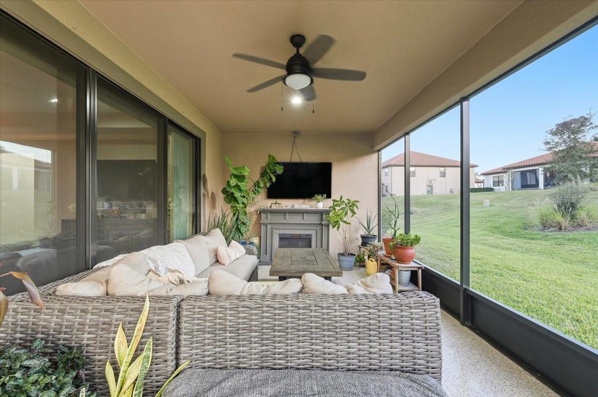 Image 41 of 70 For 1740 Via Lago Drive