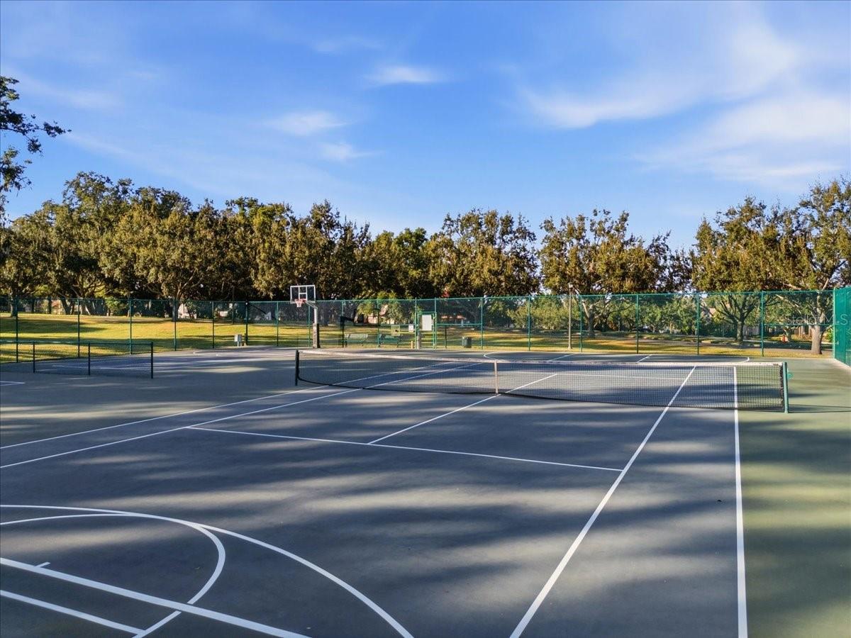 Image 58 of 70 For 1740 Via Lago Drive