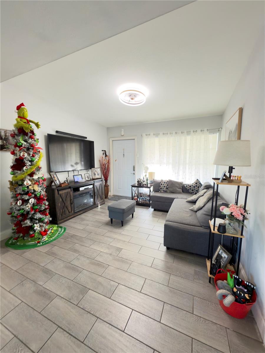 Image 6 of 26 For 710 Forrest Drive