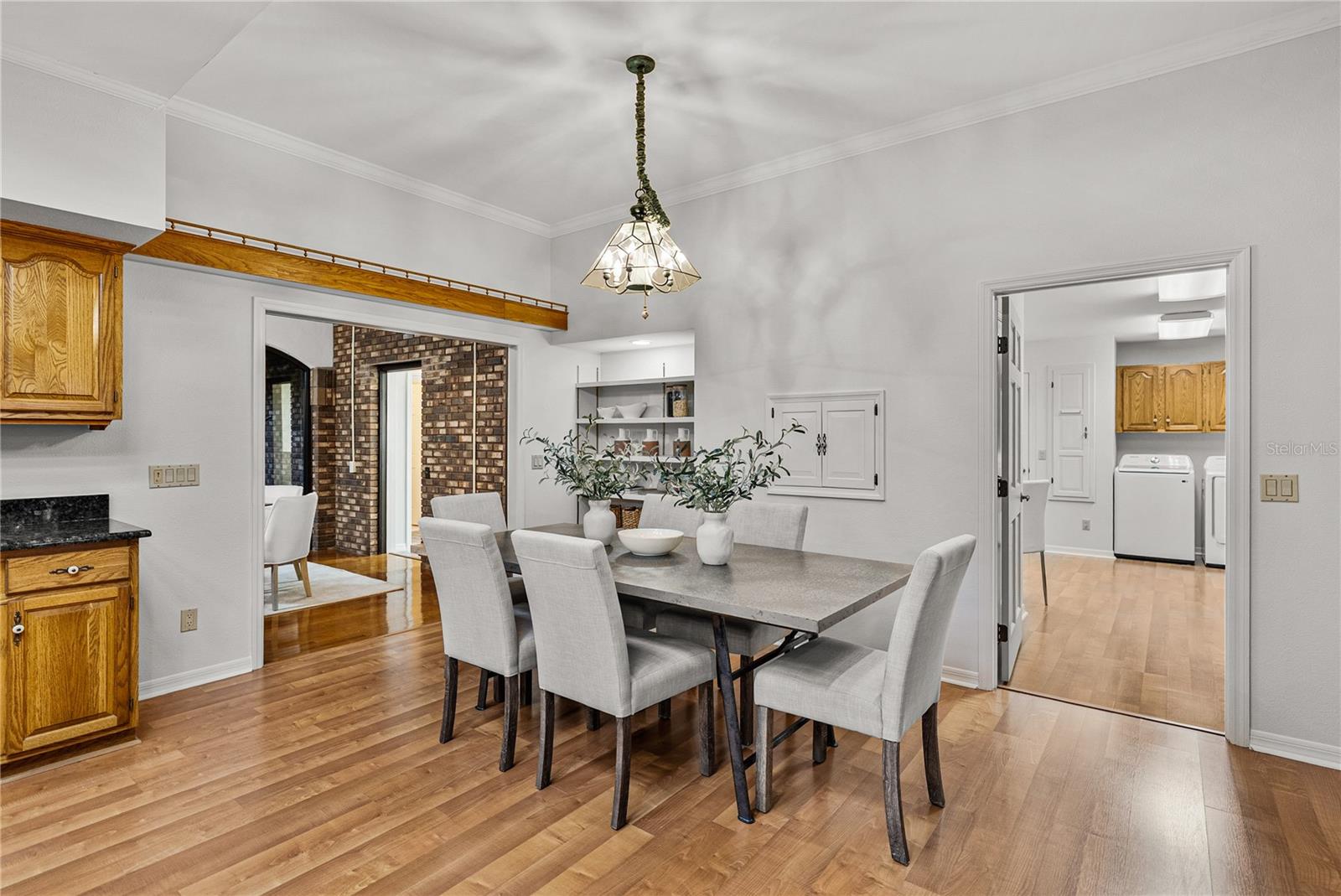 Image 19 of 68 For 16 Coventry Drive