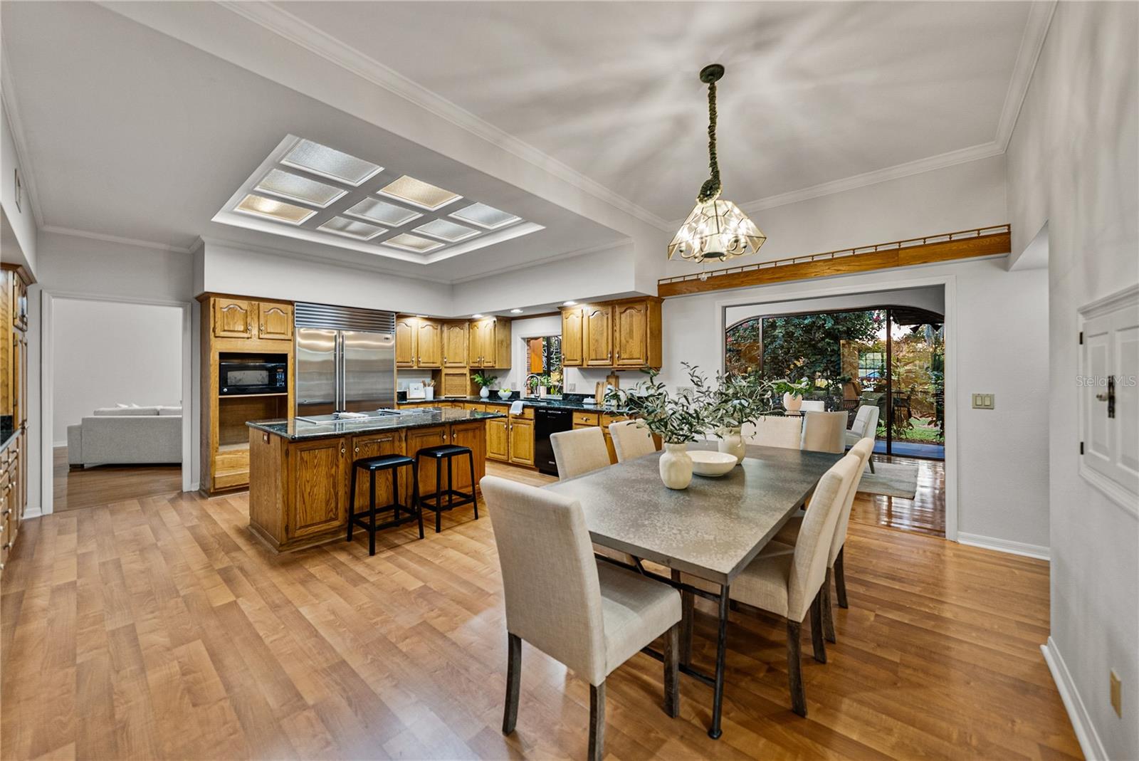 Image 21 of 68 For 16 Coventry Drive