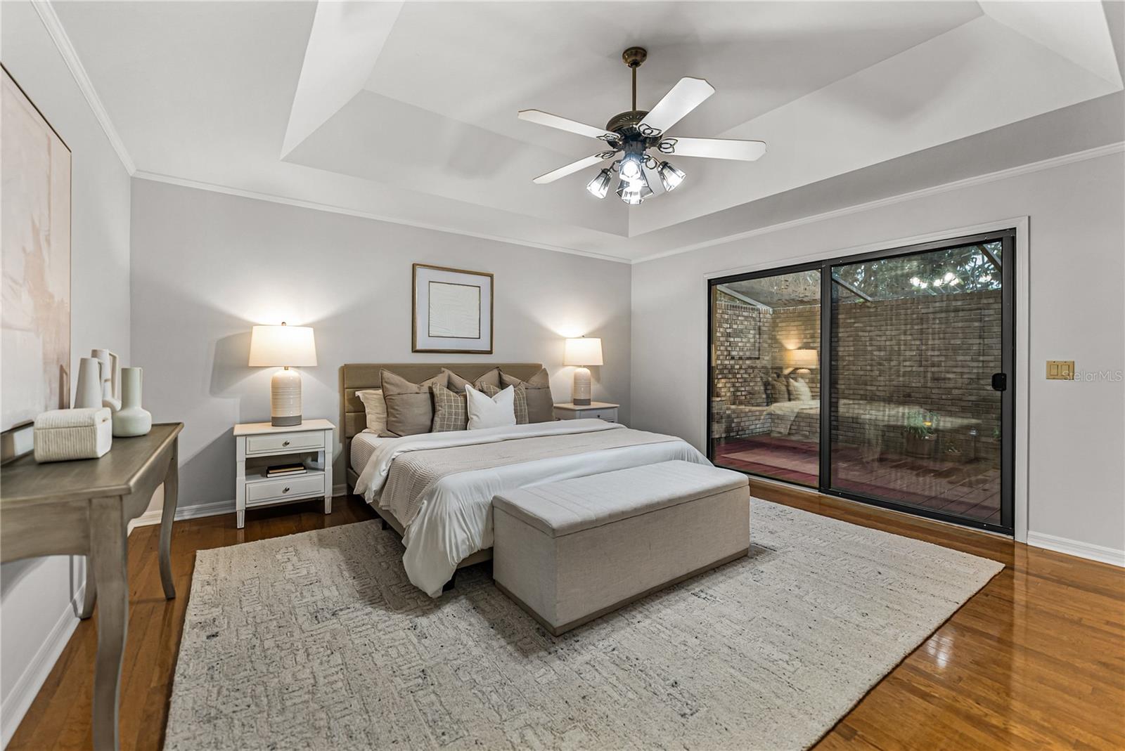 Image 22 of 68 For 16 Coventry Drive