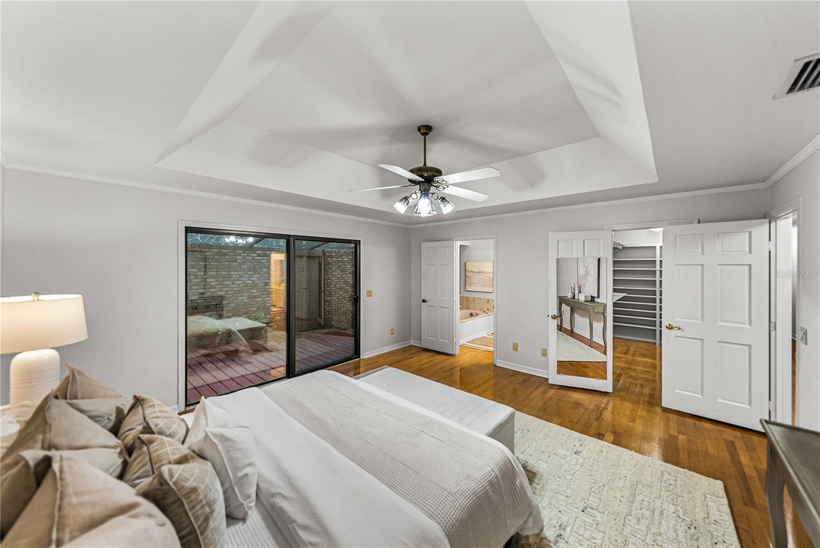 Image 24 of 68 For 16 Coventry Drive