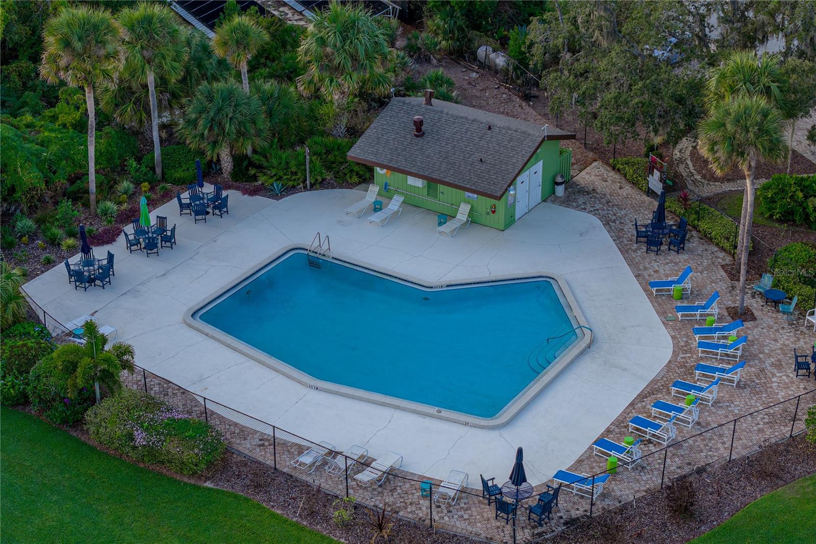 Image 63 of 68 For 16 Coventry Drive