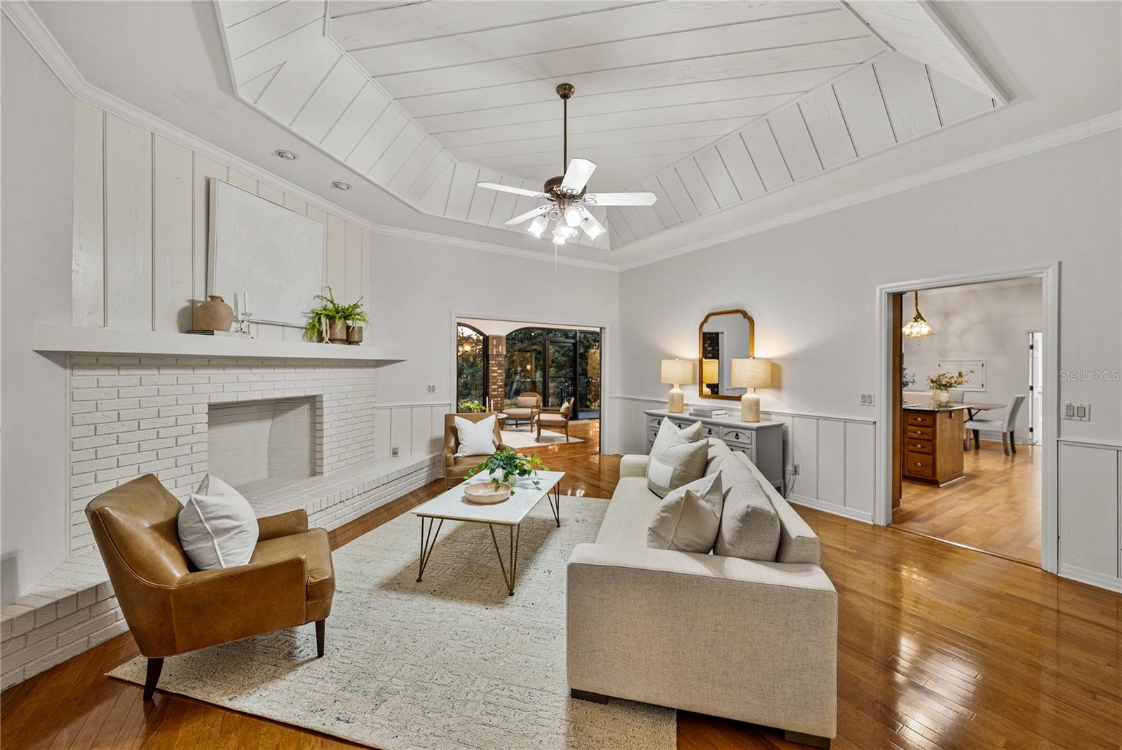 Image 7 of 68 For 16 Coventry Drive