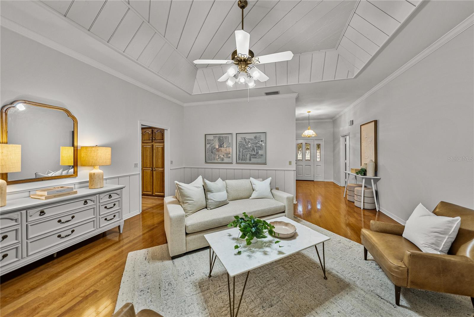 Image 8 of 68 For 16 Coventry Drive