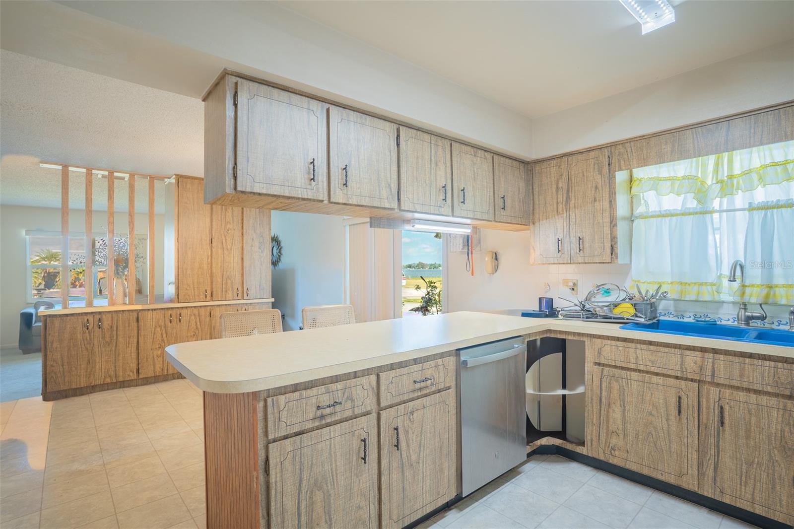 Image 12 of 40 For 2319 Cannon Terrace Nw 1