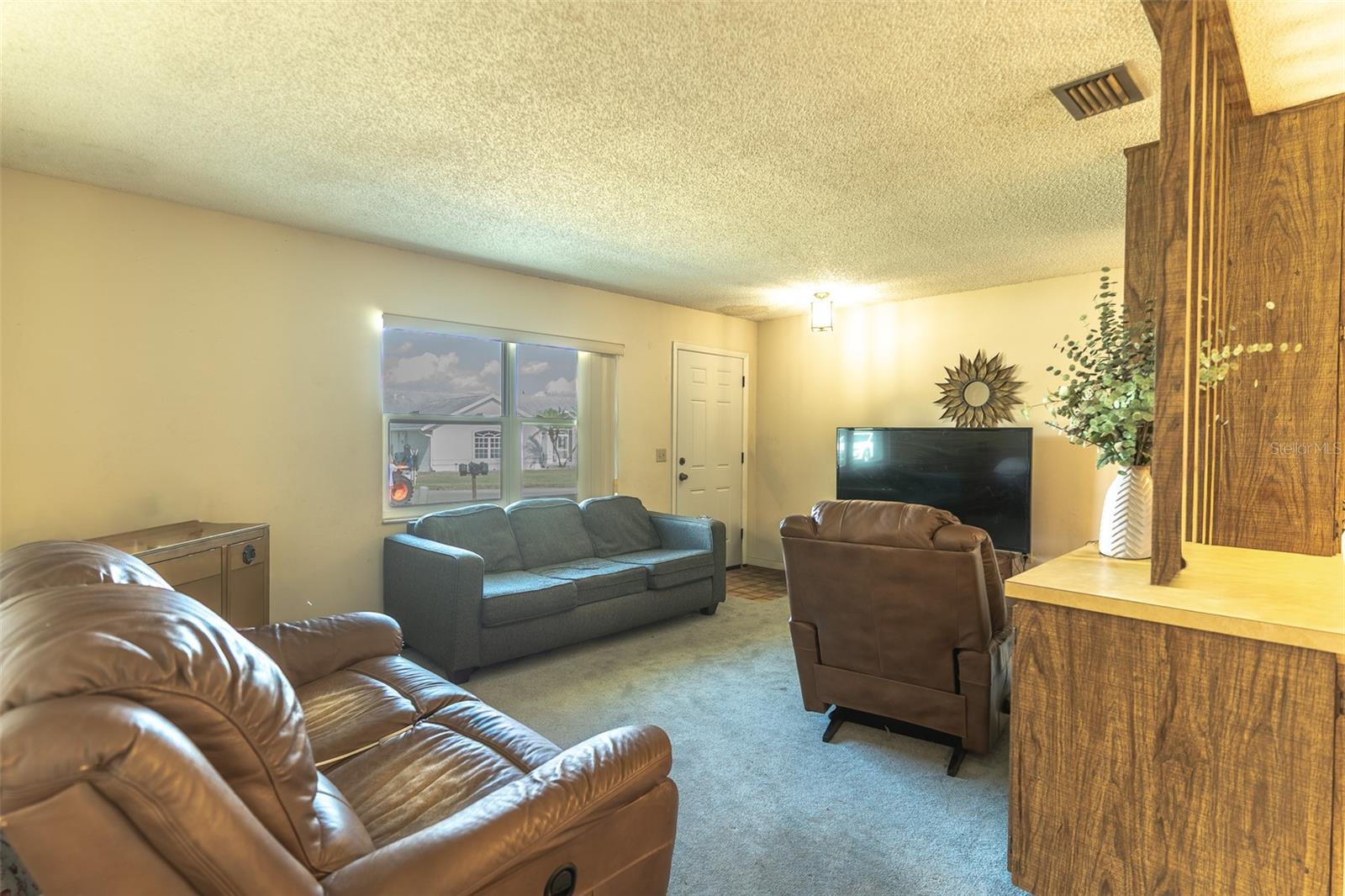 Image 9 of 40 For 2319 Cannon Terrace Nw 1