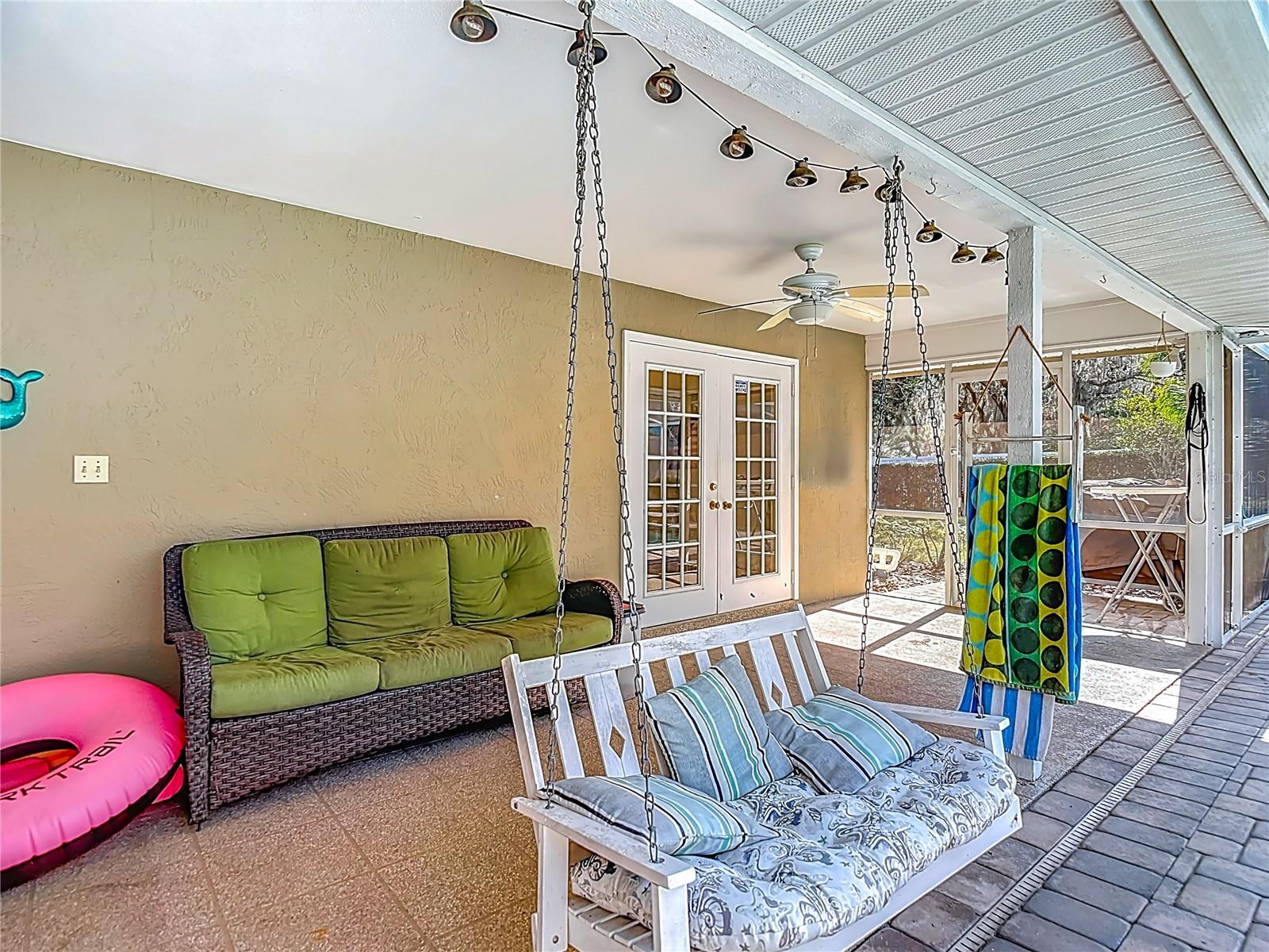 Image 24 of 54 For 1621 Sir Henrys Trail