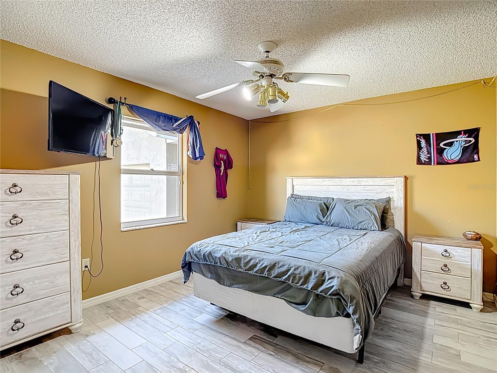 Image 38 of 54 For 1621 Sir Henrys Trail