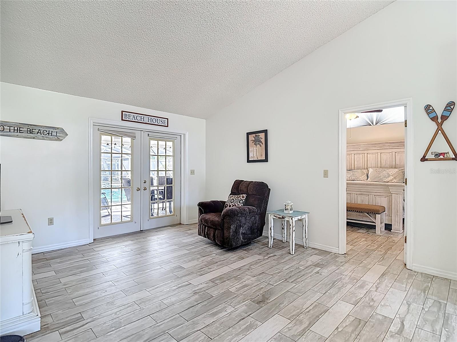 Image 6 of 54 For 1621 Sir Henrys Trail