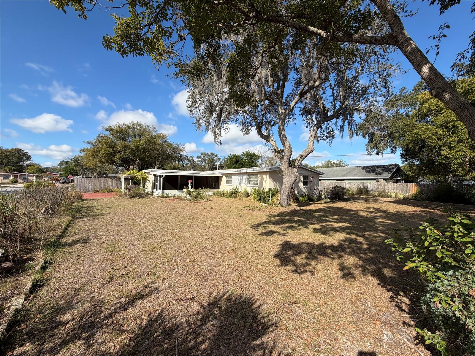 Image 21 of 27 For 505 Glad Road