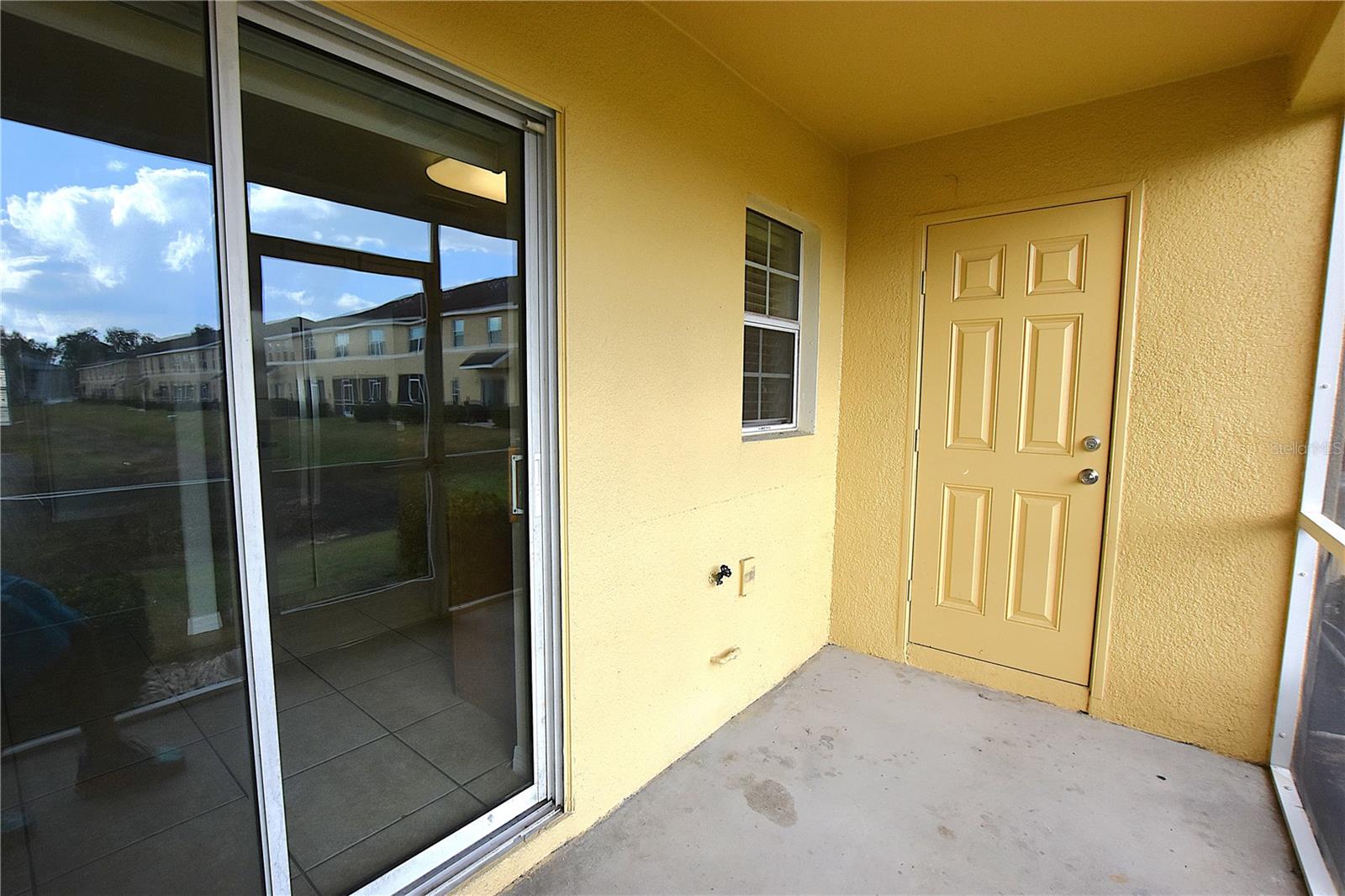 Image 29 of 31 For 515 Sandstone Street