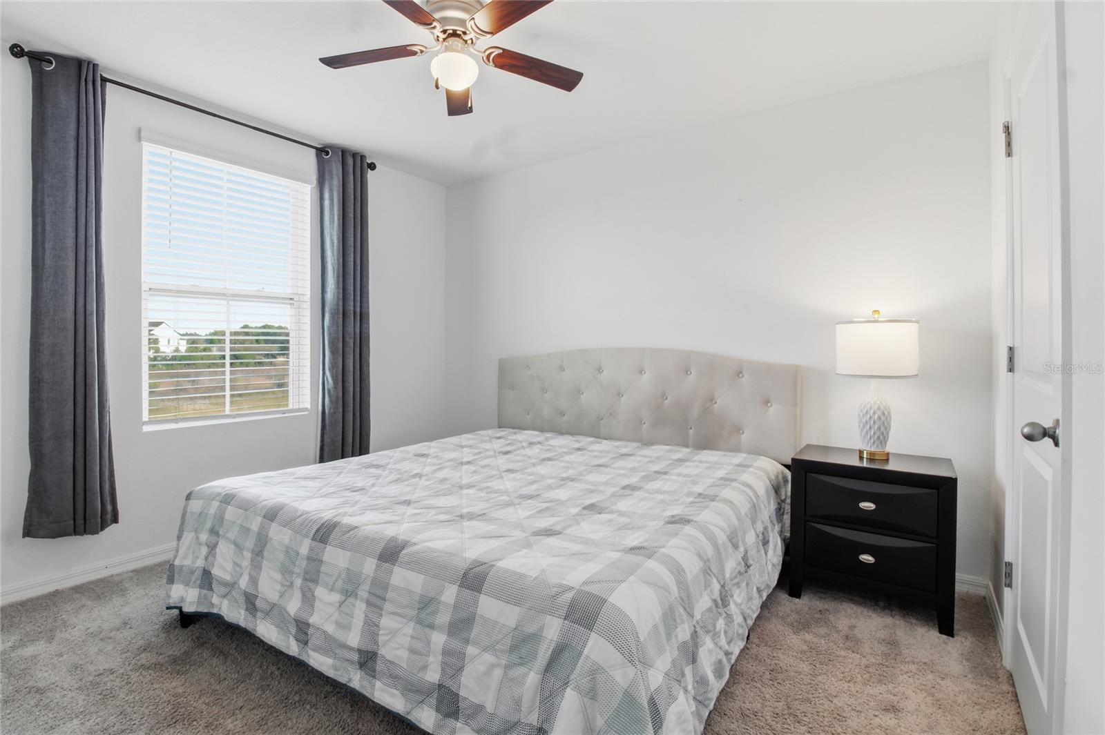 Image 32 of 66 For 631 Longboat Drive