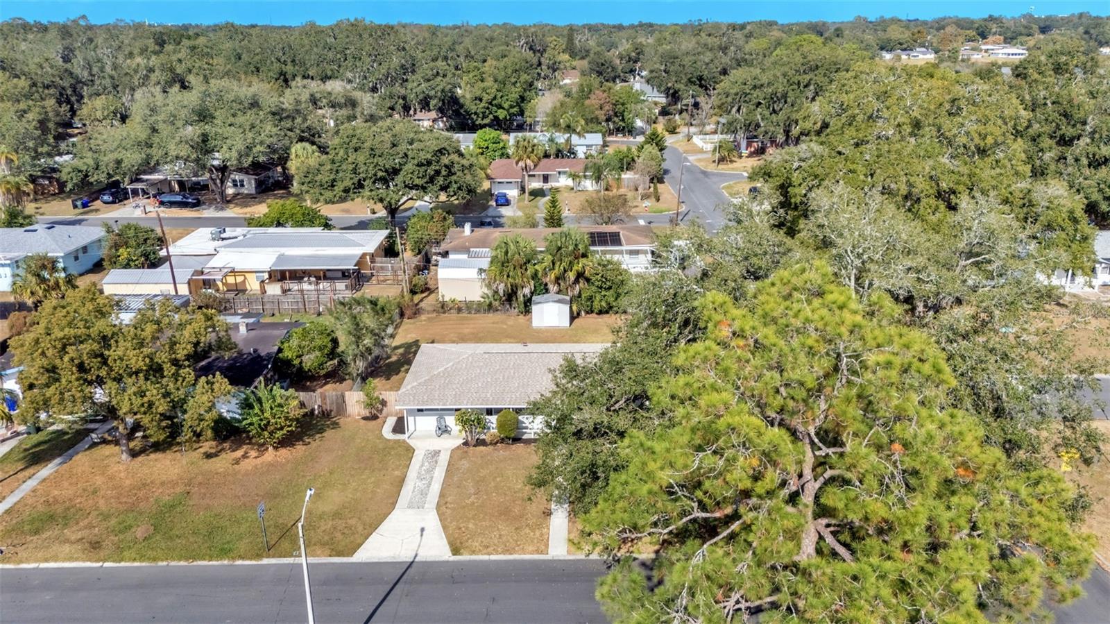 Image 32 of 37 For 1644 Pineberry Street