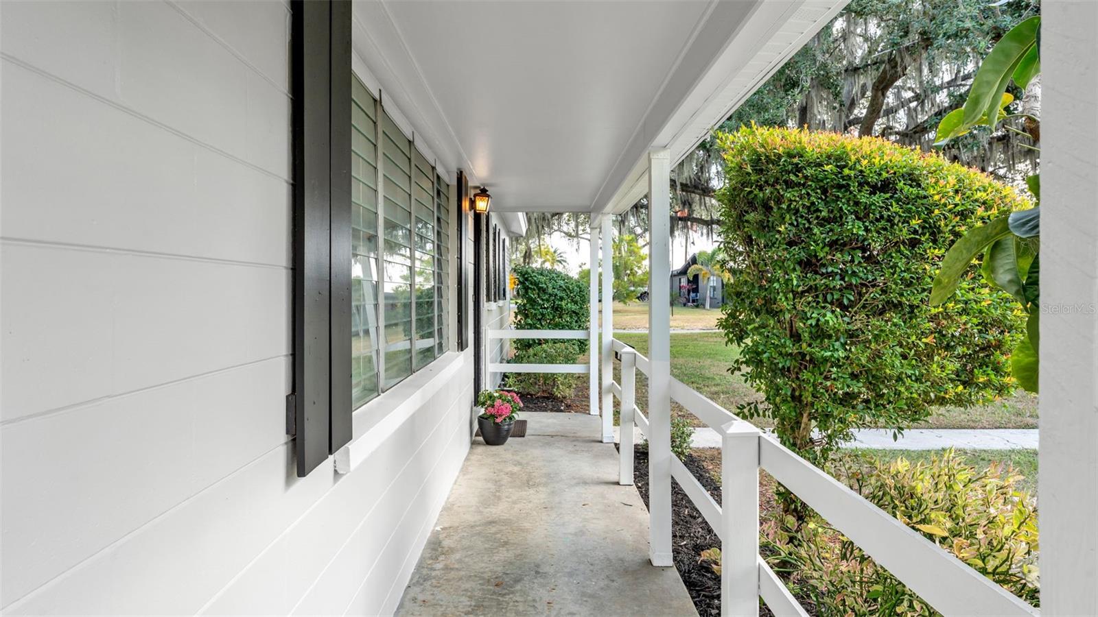 Image 4 of 37 For 1644 Pineberry Street