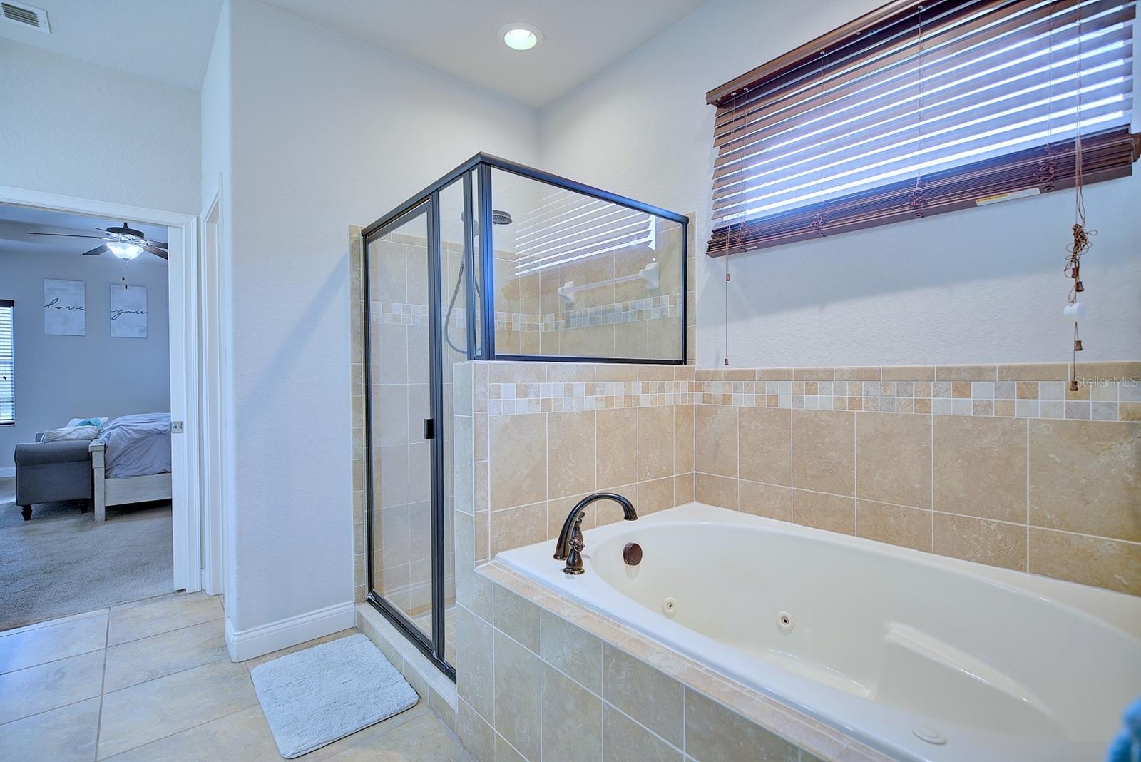 Image 32 of 59 For 2831 Whitney Street