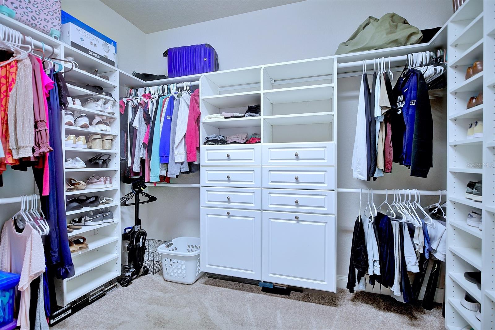 Image 34 of 59 For 2831 Whitney Street