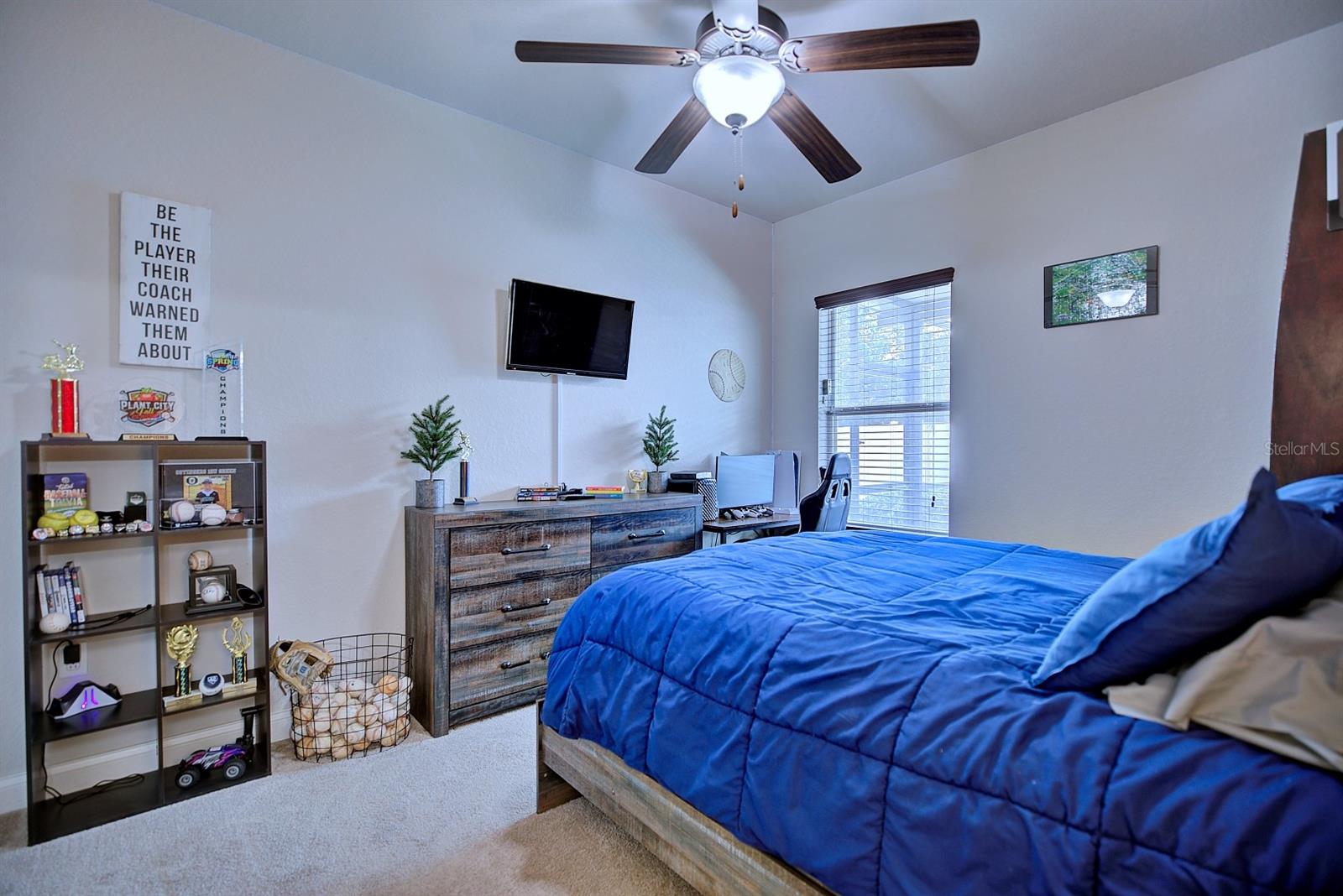 Image 45 of 59 For 2831 Whitney Street