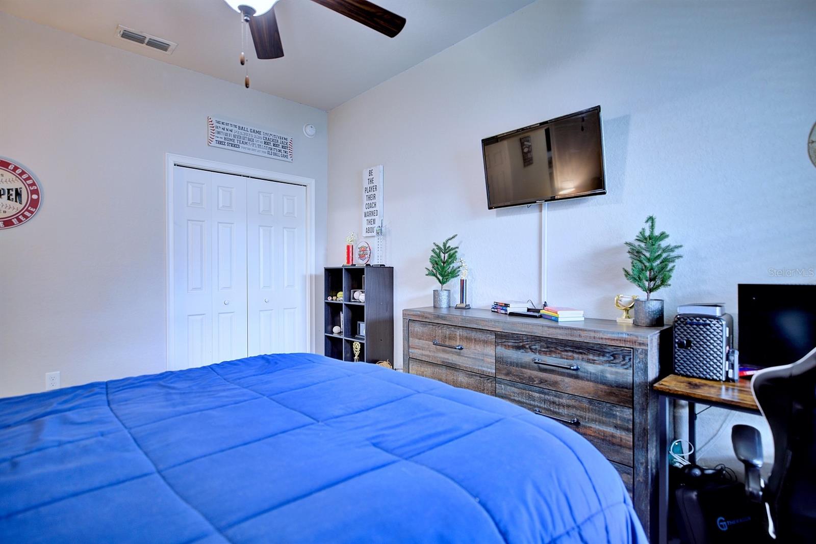 Image 46 of 59 For 2831 Whitney Street