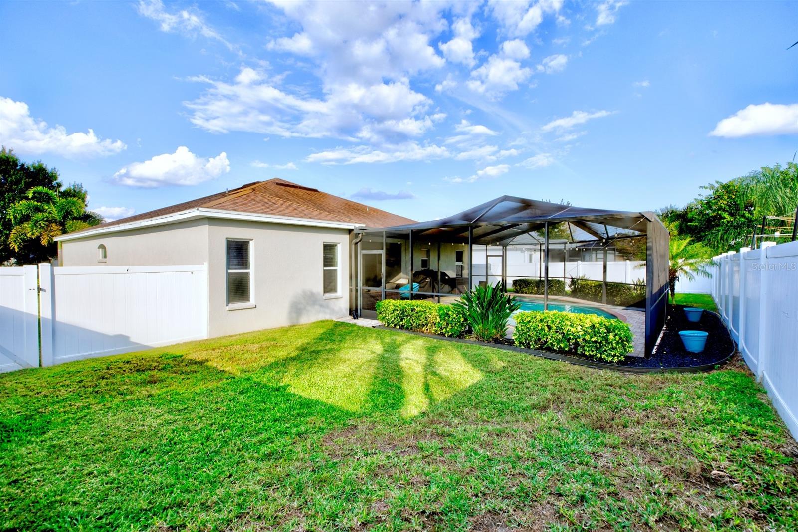 Image 56 of 59 For 2831 Whitney Street