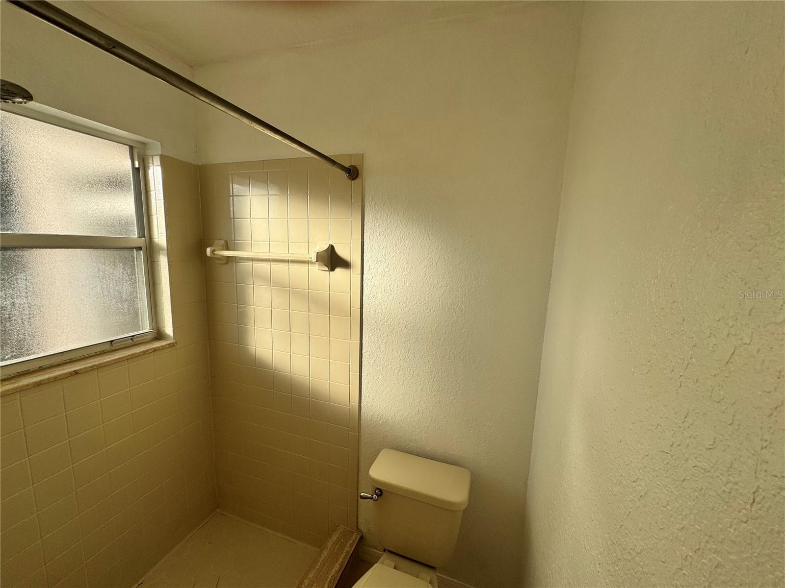 Image 22 of 41 For 794 Chelsea Way