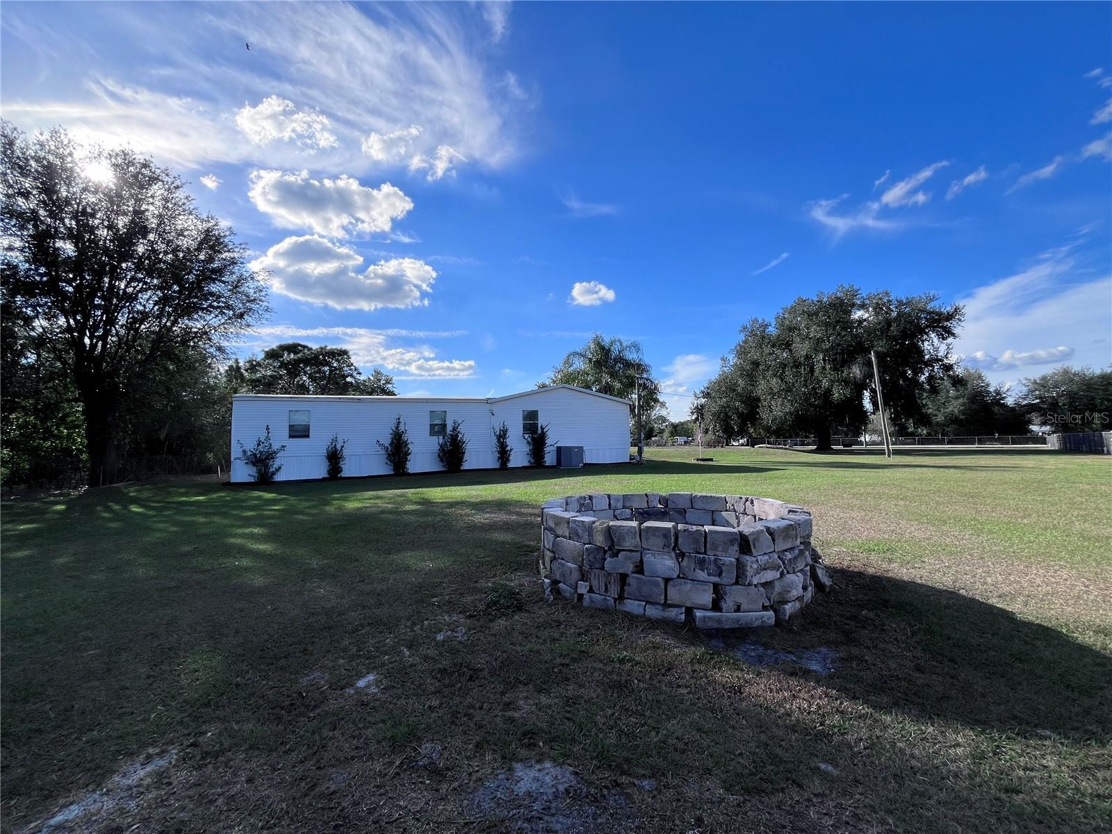 Image 3 of 7 For 3211 Santa Fe Trail