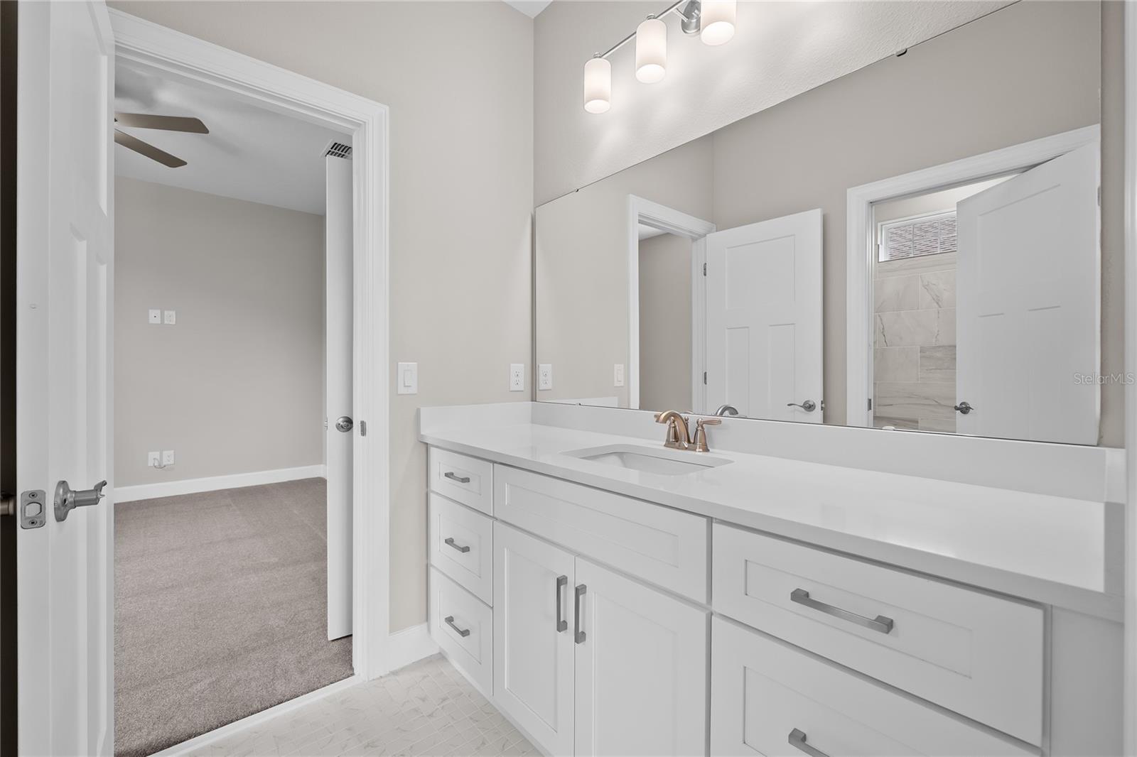 Image 23 of 28 For 4537 Fairway Oaks Drive