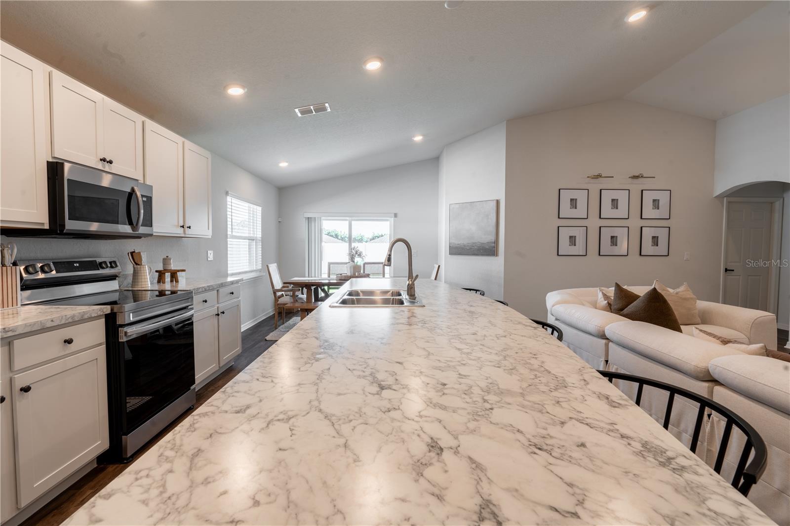 Image 13 of 35 For 4428 Reding Way