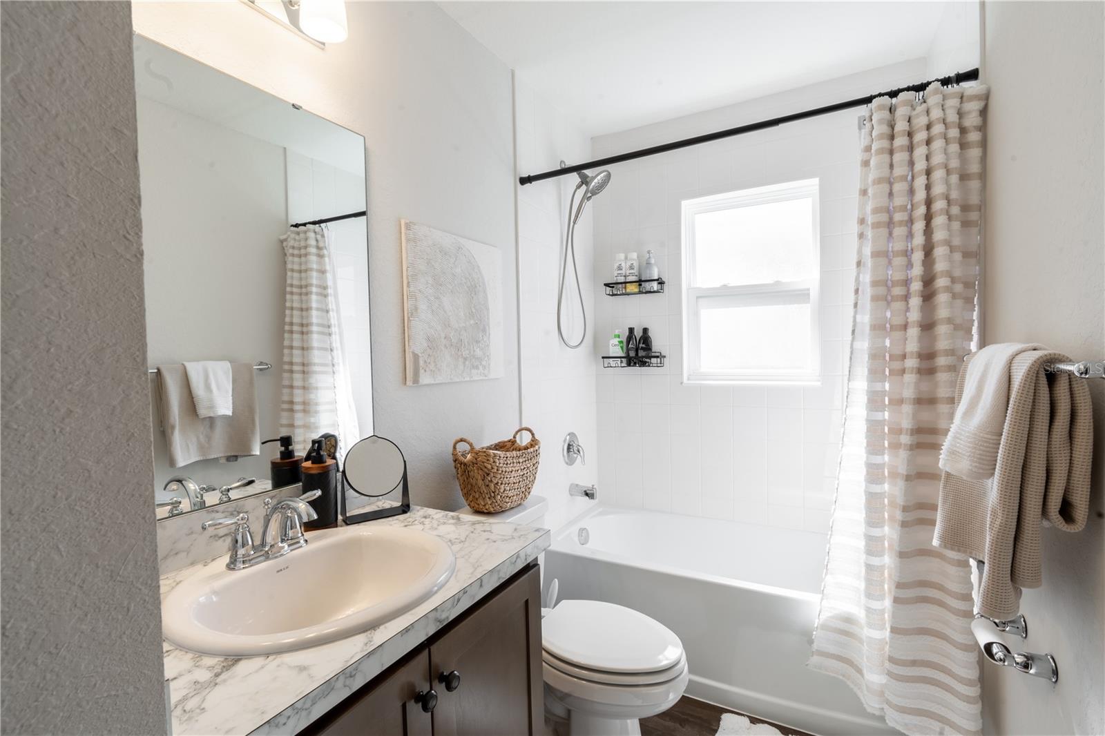 Image 18 of 35 For 4428 Reding Way