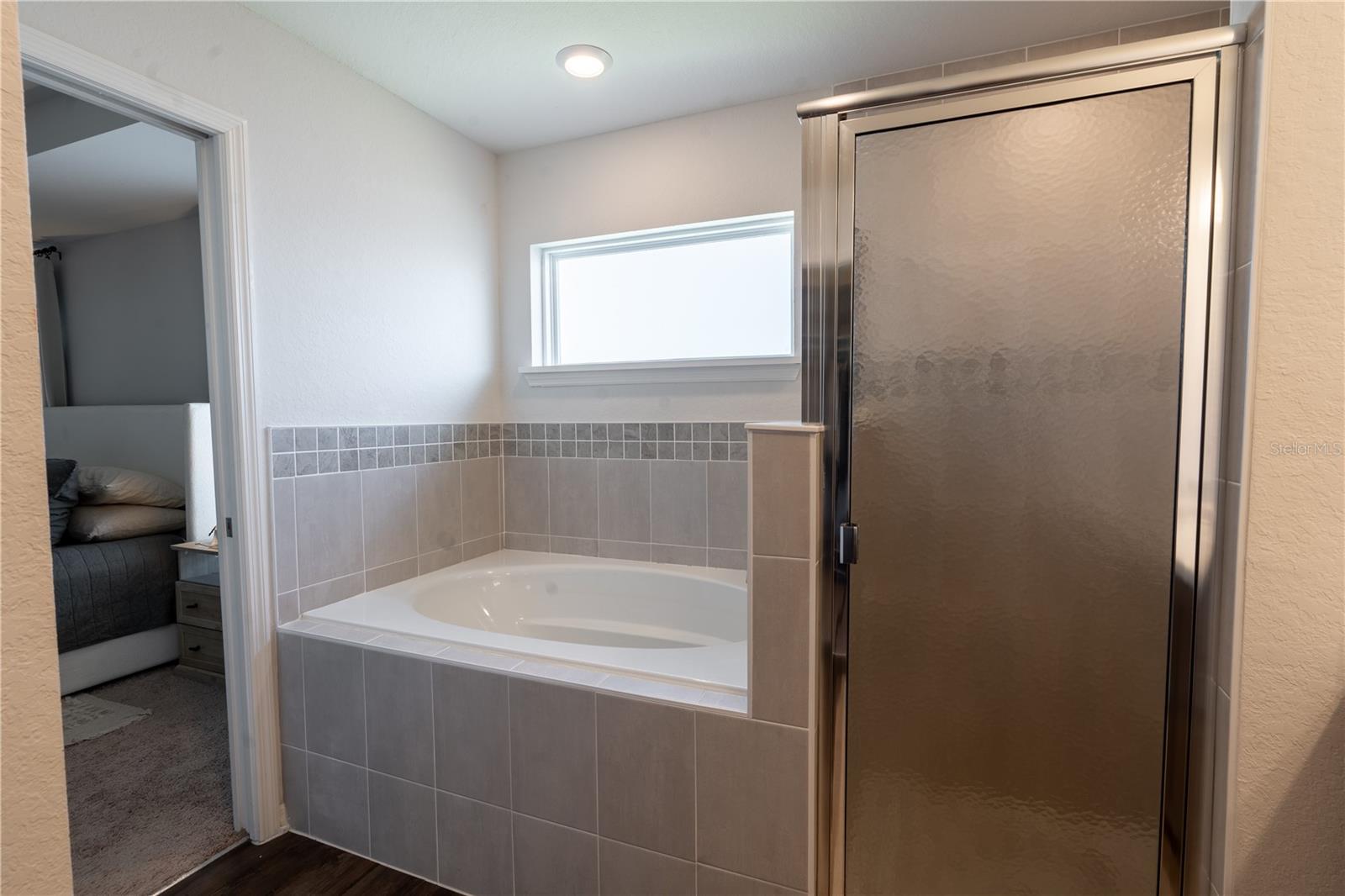 Image 28 of 35 For 4428 Reding Way