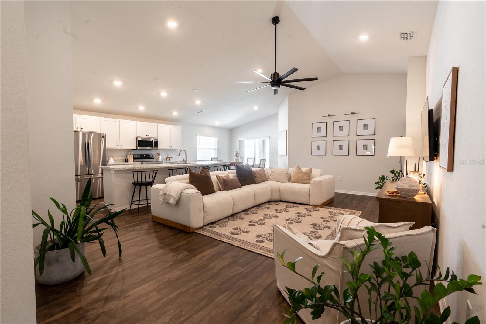 Image 4 of 35 For 4428 Reding Way