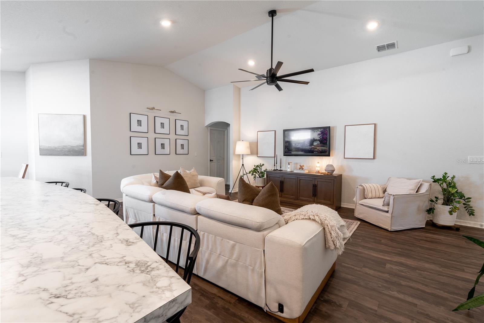 Image 5 of 35 For 4428 Reding Way