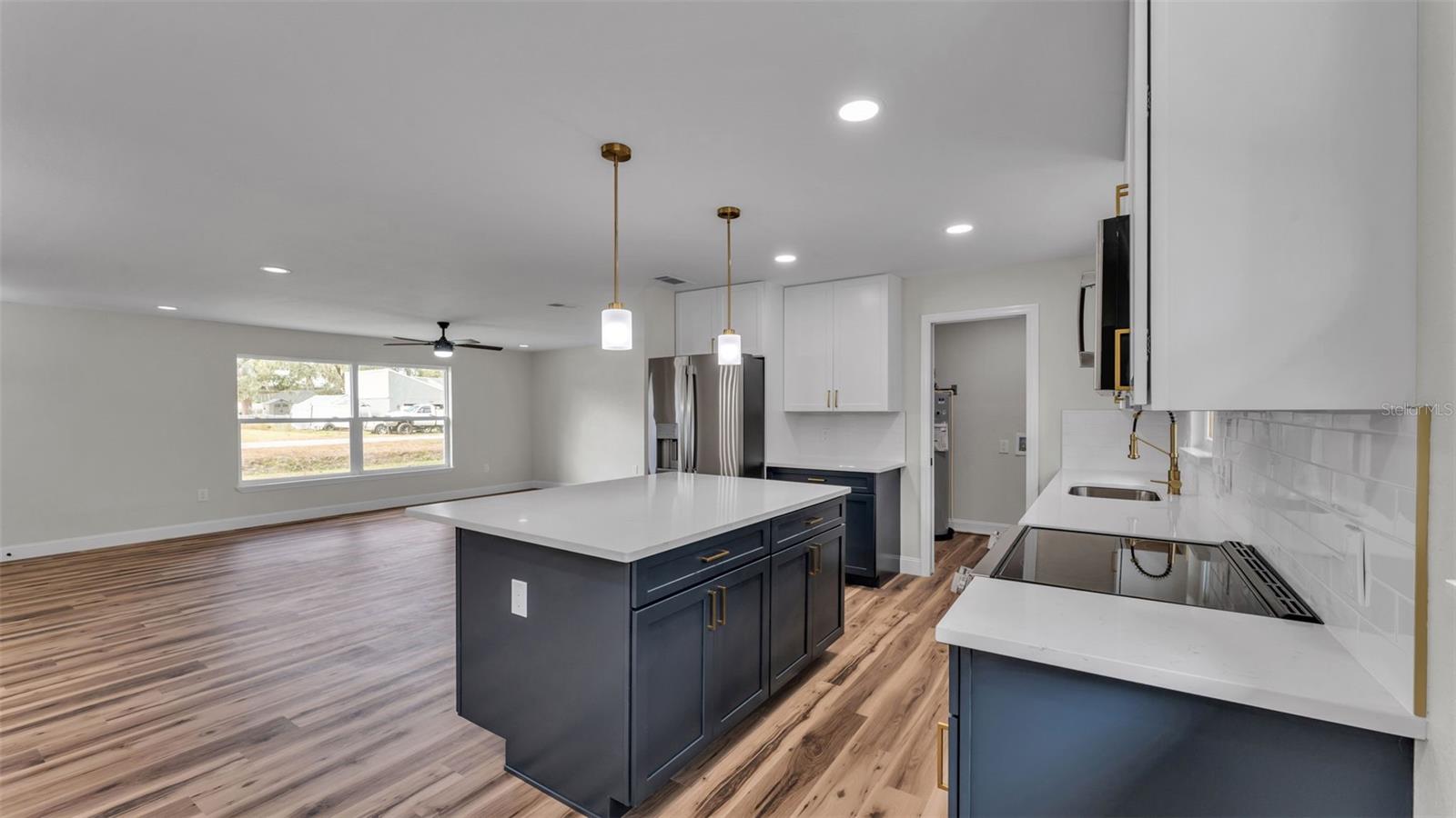 Image 10 of 34 For 5322 Forestbrook Drive E