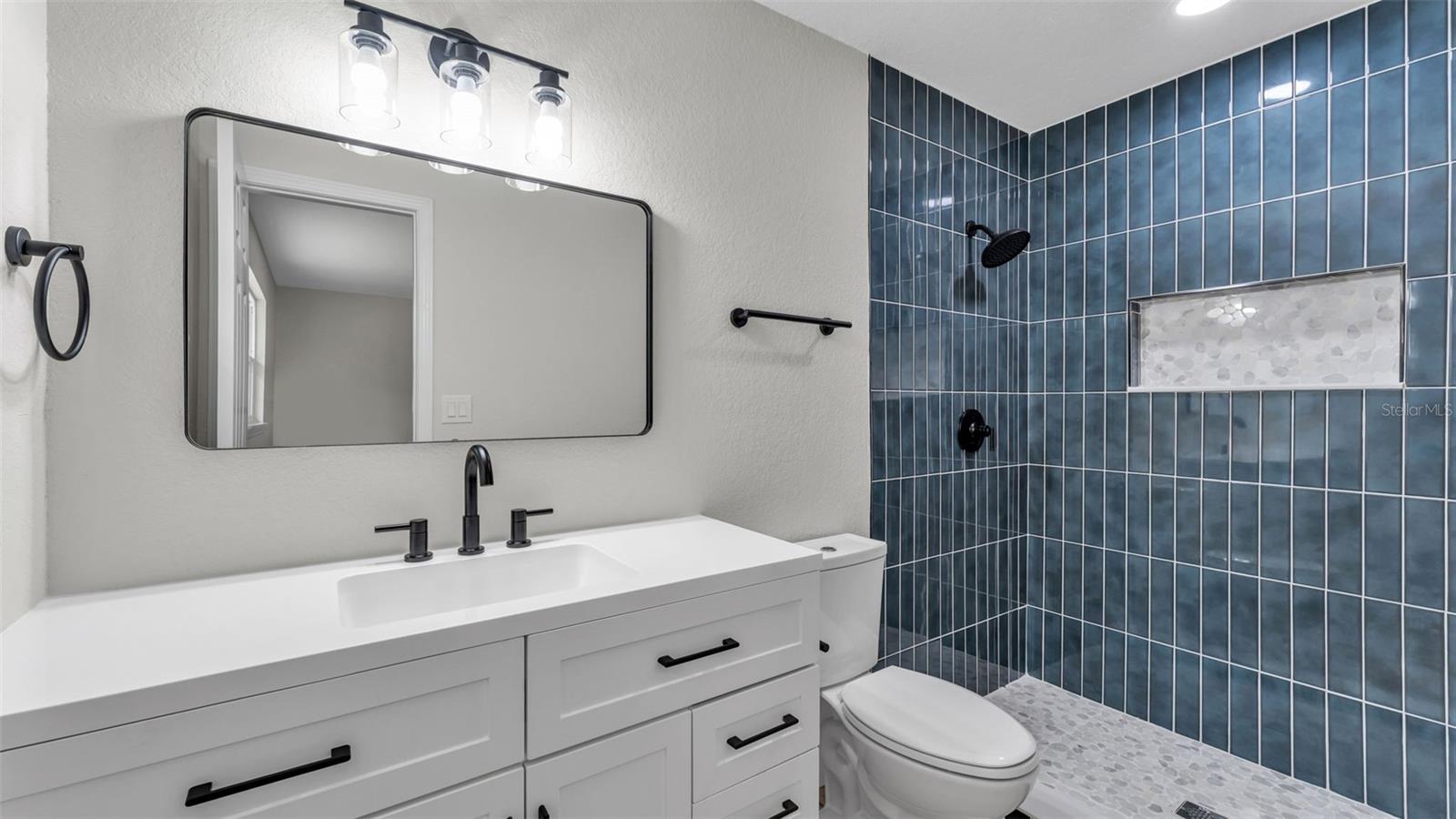 Image 23 of 34 For 5322 Forestbrook Drive E