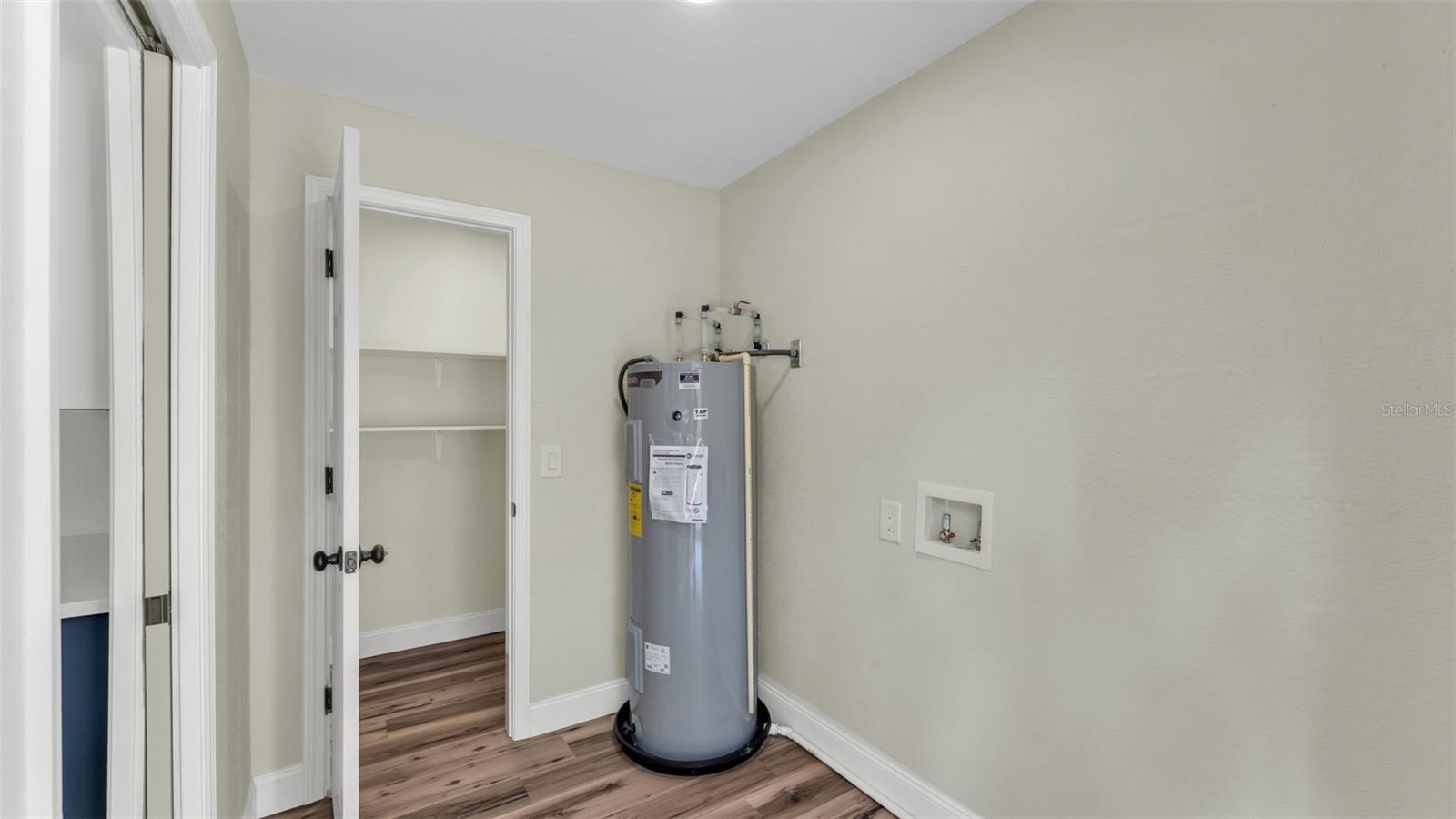 Image 30 of 34 For 5322 Forestbrook Drive E