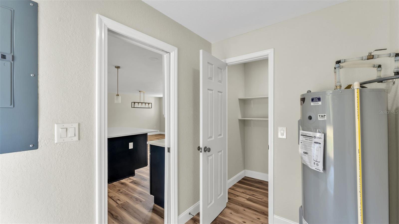 Image 31 of 34 For 5322 Forestbrook Drive E