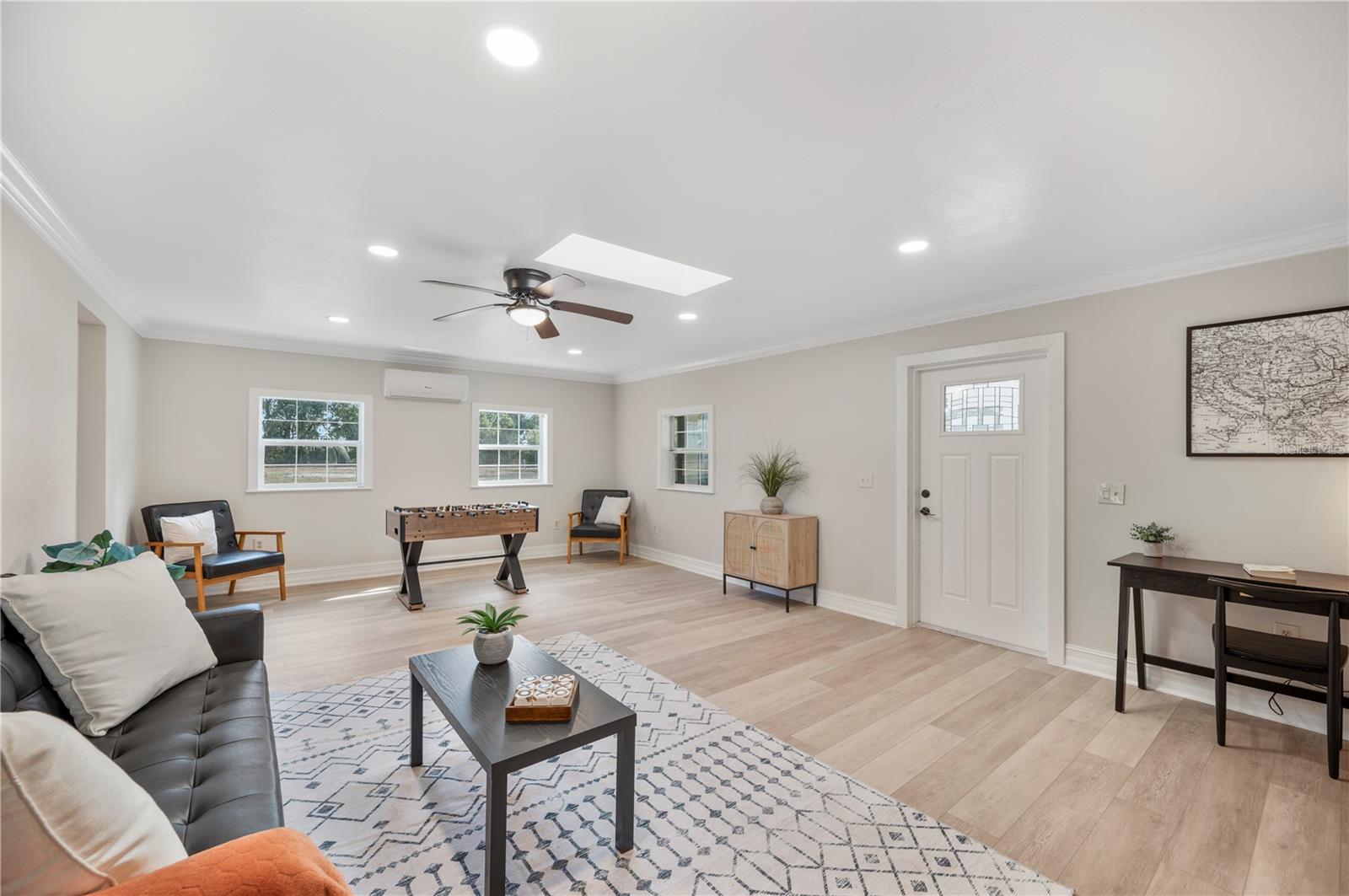 Image 17 of 71 For 5614 Lazy Creek Drive