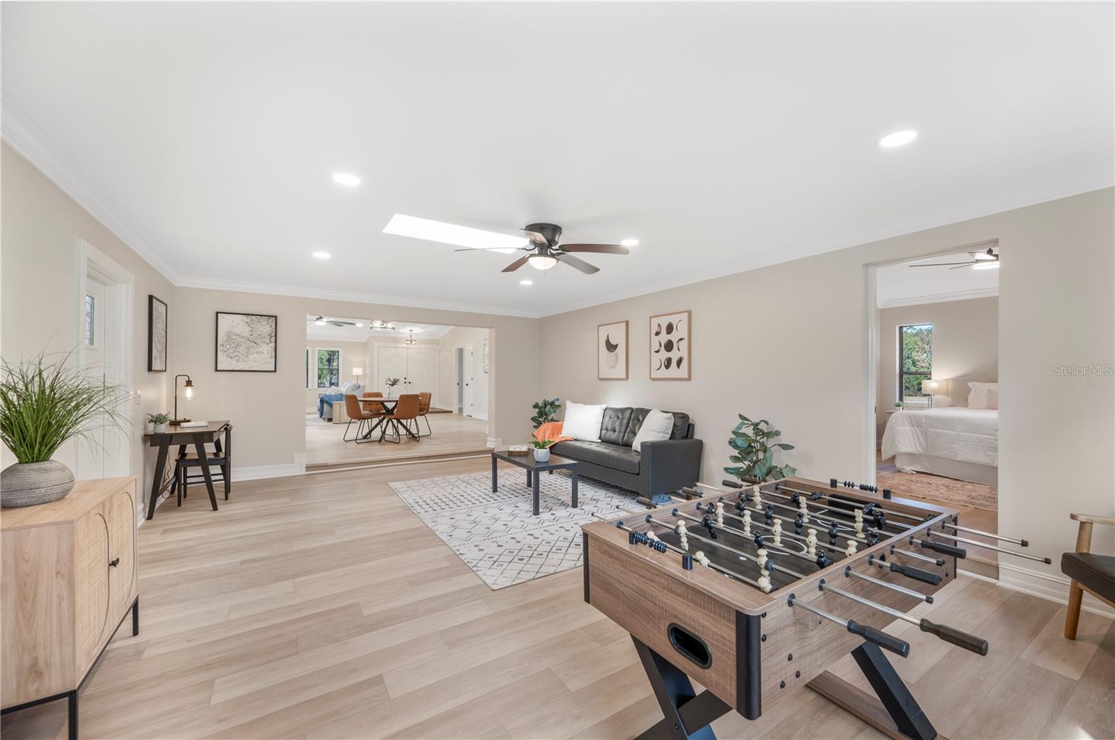 Image 19 of 71 For 5614 Lazy Creek Drive