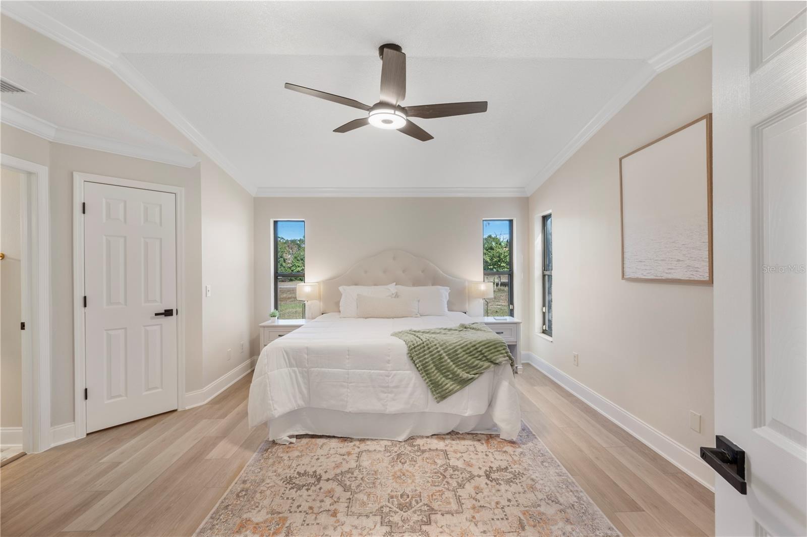 Image 21 of 71 For 5614 Lazy Creek Drive