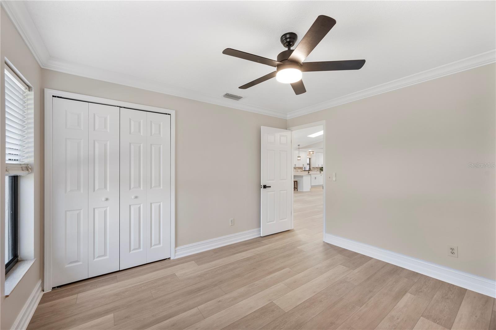 Image 32 of 71 For 5614 Lazy Creek Drive