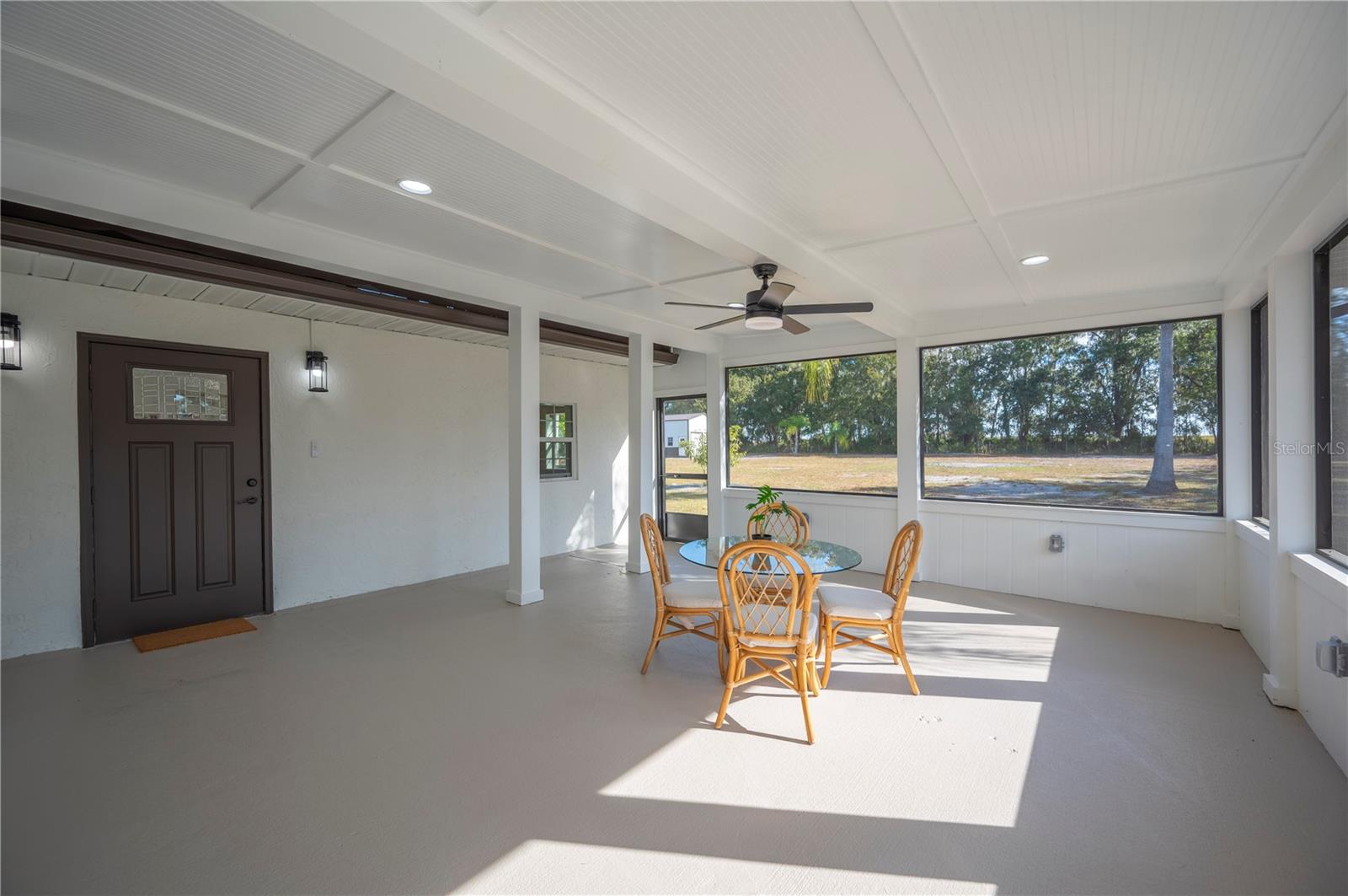 Image 34 of 71 For 5614 Lazy Creek Drive