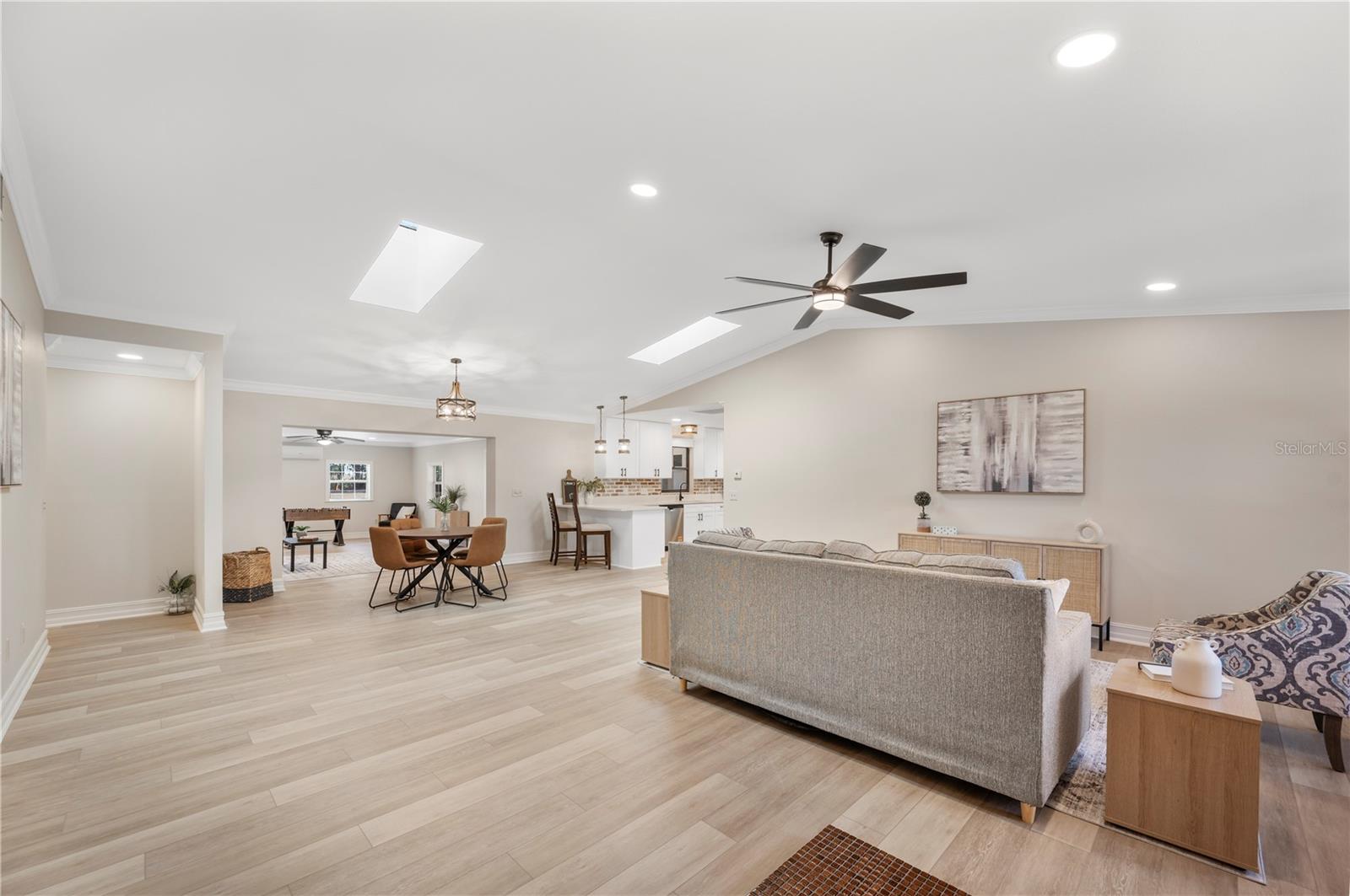 Image 4 of 71 For 5614 Lazy Creek Drive