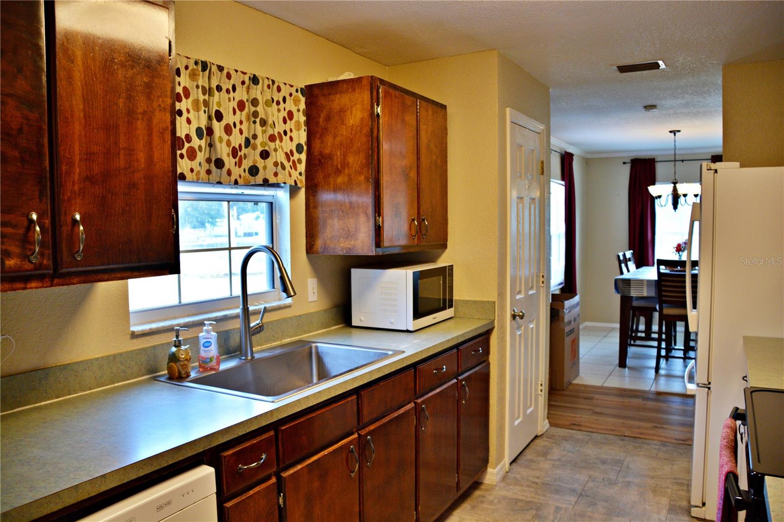 Image 15 of 48 For 5528 Cherry Road