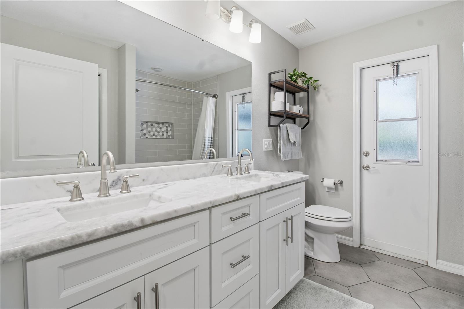 Image 14 of 23 For 2535 Sleepy Hollow Lane