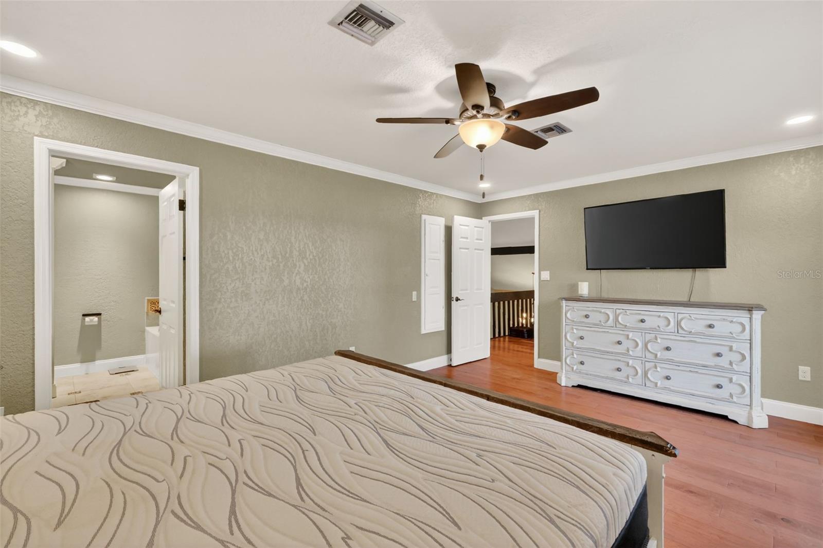 Image 27 of 65 For 34210 Rosa Lane